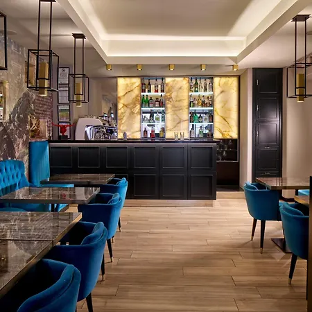 Milano & Spa***s Hotel 3*